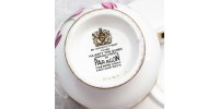 Tasse porcelaine Paragon Majesty England  